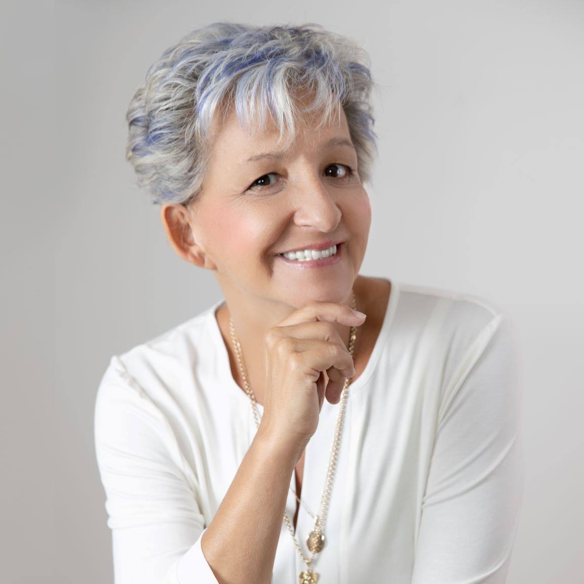 Hanna Ormanczyk, Biomedicine Holistic Healing Clinic, Integrative Medicine Practitioner, Certified Fitness Nutrition Specialist, Nutrition Certification